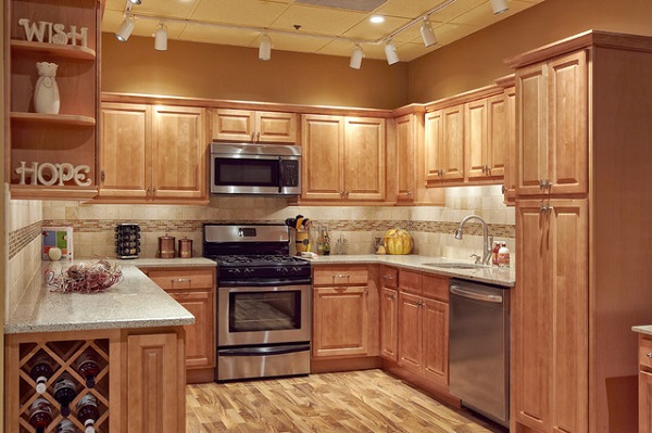 Notes when choosing wooden cabinets for the kitchen